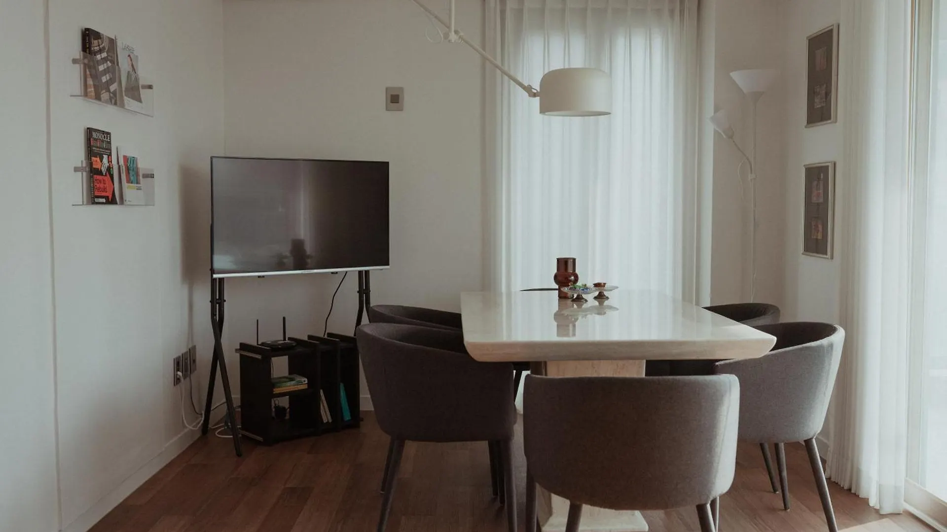 By Little Cloud Apartman Szöul